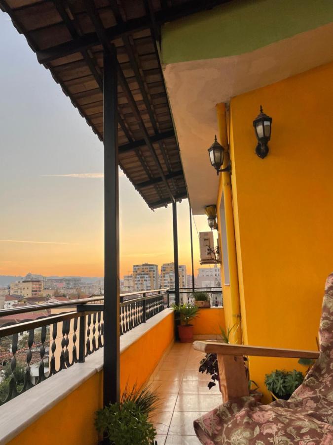 Cozy Big Apartment With Balcony Tirana Bagian luar foto