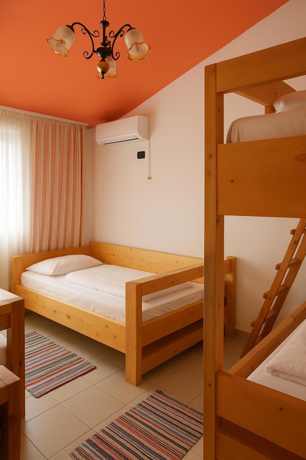 Cozy Big Apartment With Balcony Tirana Bagian luar foto