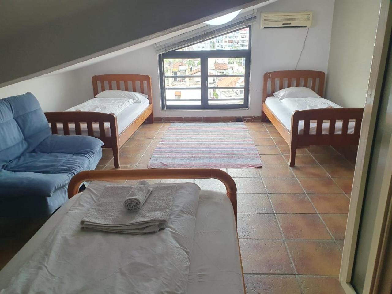 Cozy Big Apartment With Balcony Tirana Bagian luar foto