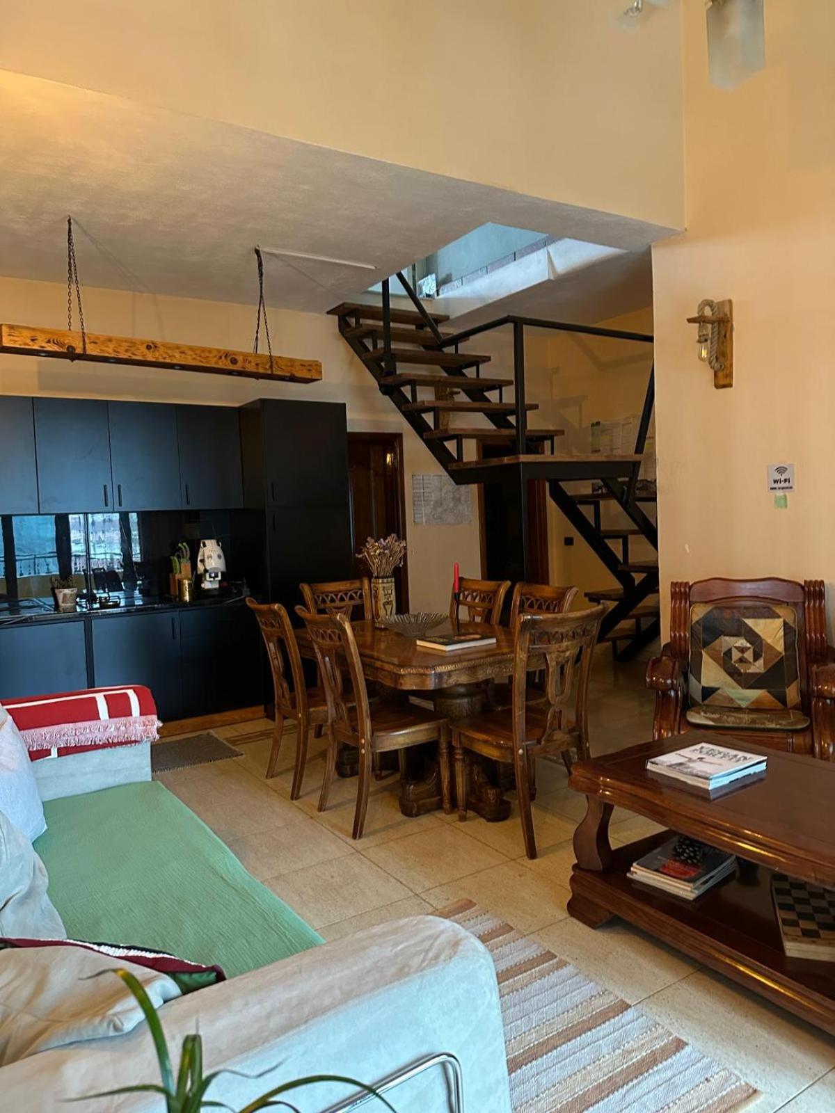 Cozy Big Apartment With Balcony Tirana Bagian luar foto